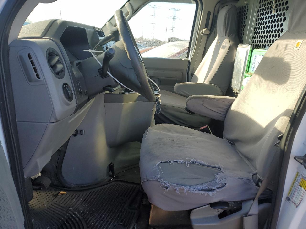 2014 Ford Econoline - Image 7