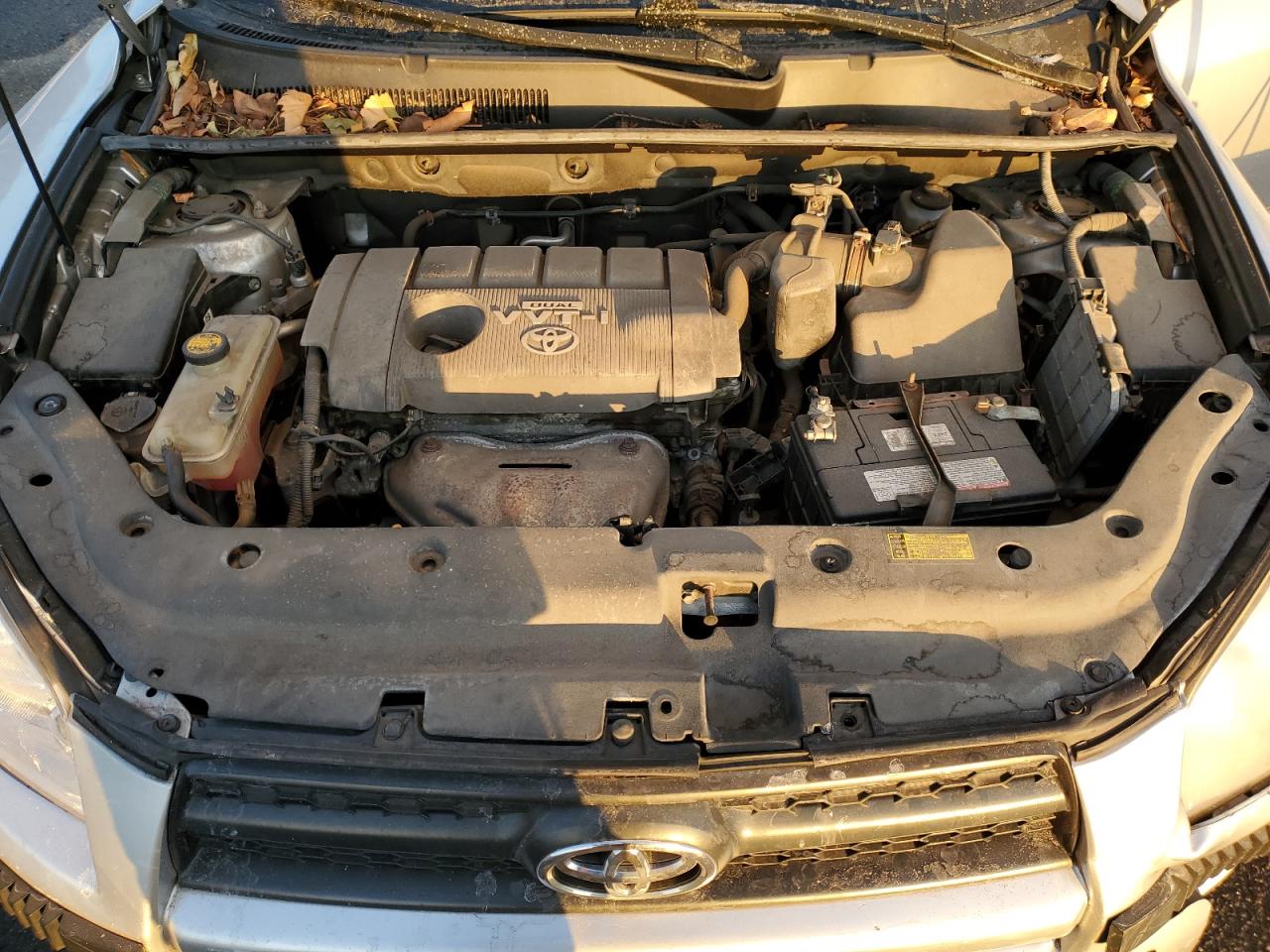 2010 Toyota RAV 4 - Image 13