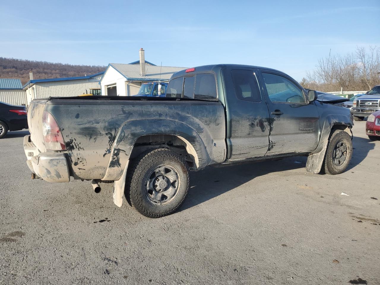 2011 Toyota Tacoma - Image 3