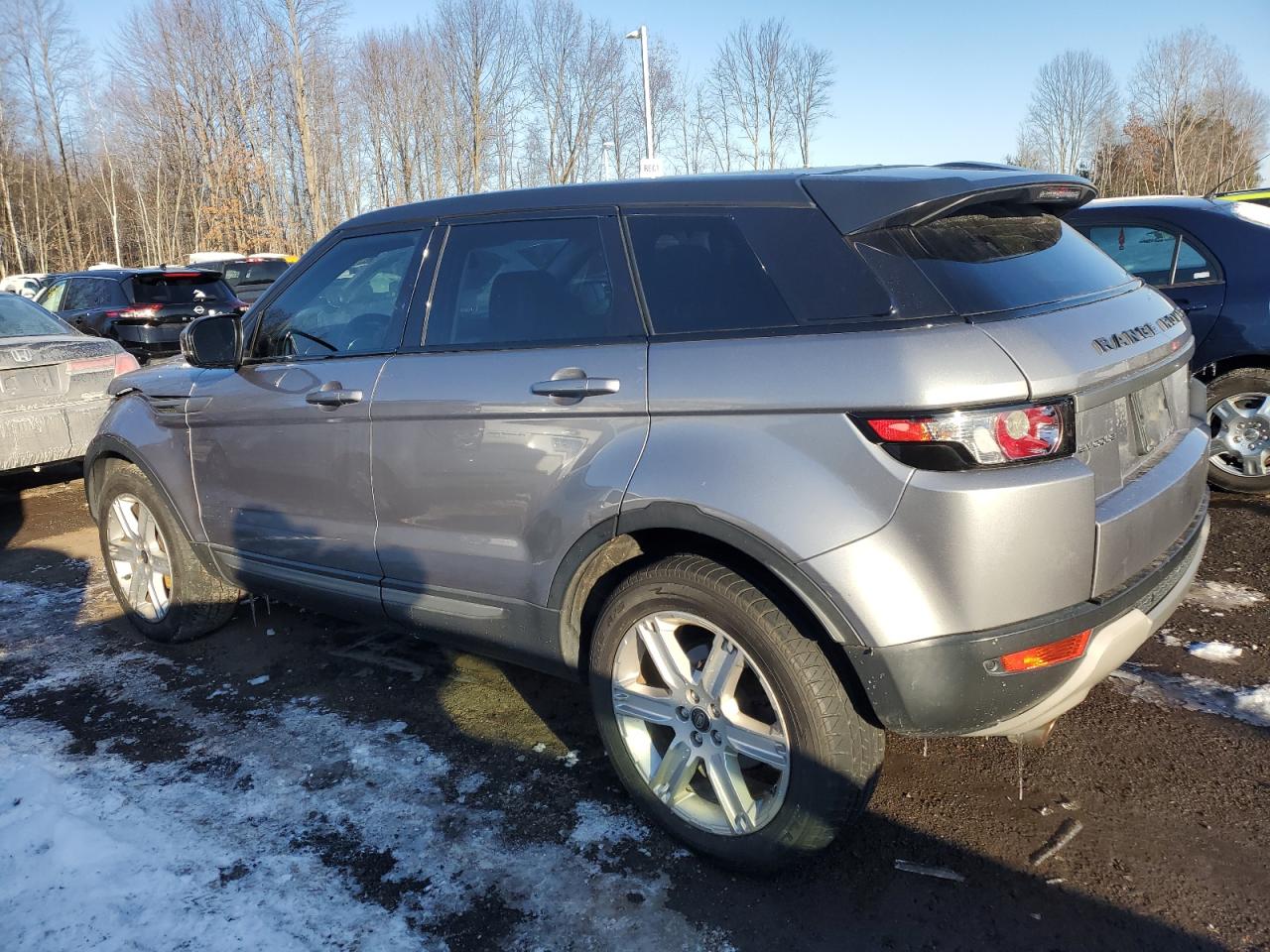2013 Land Rover Range Rover - Image 2