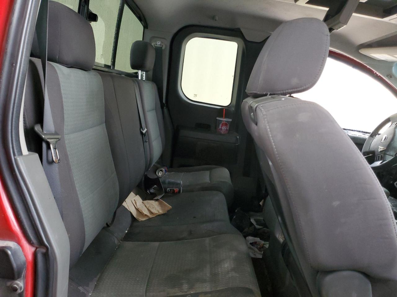 2007 Nissan Titan - Image 10