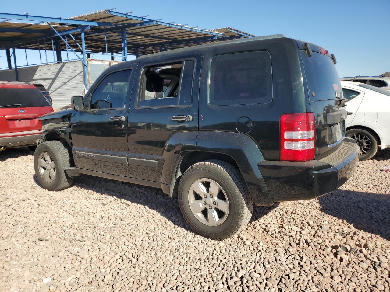 2012 Jeep Liberty (North America) - Image 2