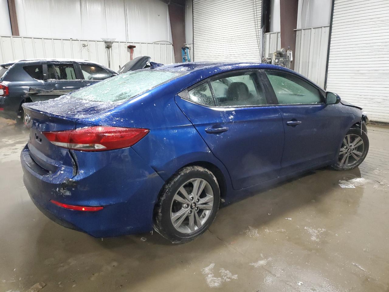2017 Hyundai Elantra - Image 3