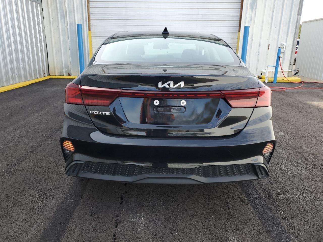 2024 Kia Forte - Image 6