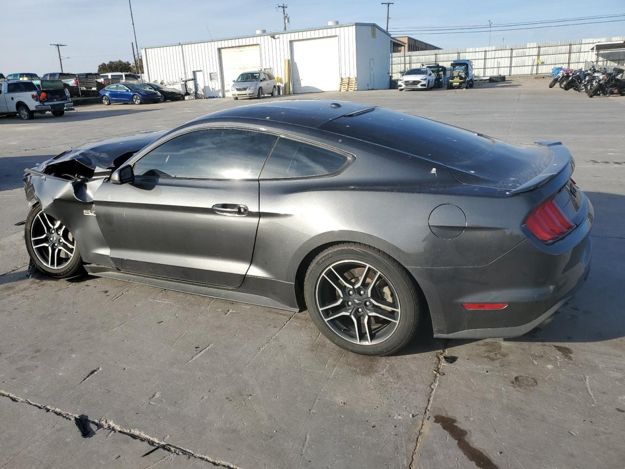 2019 Ford Mustang - Image 2