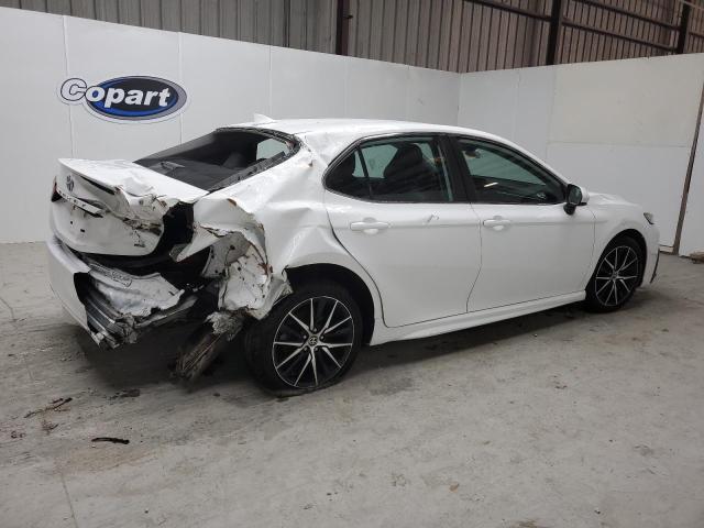  TOYOTA CAMRY 2021 Белы