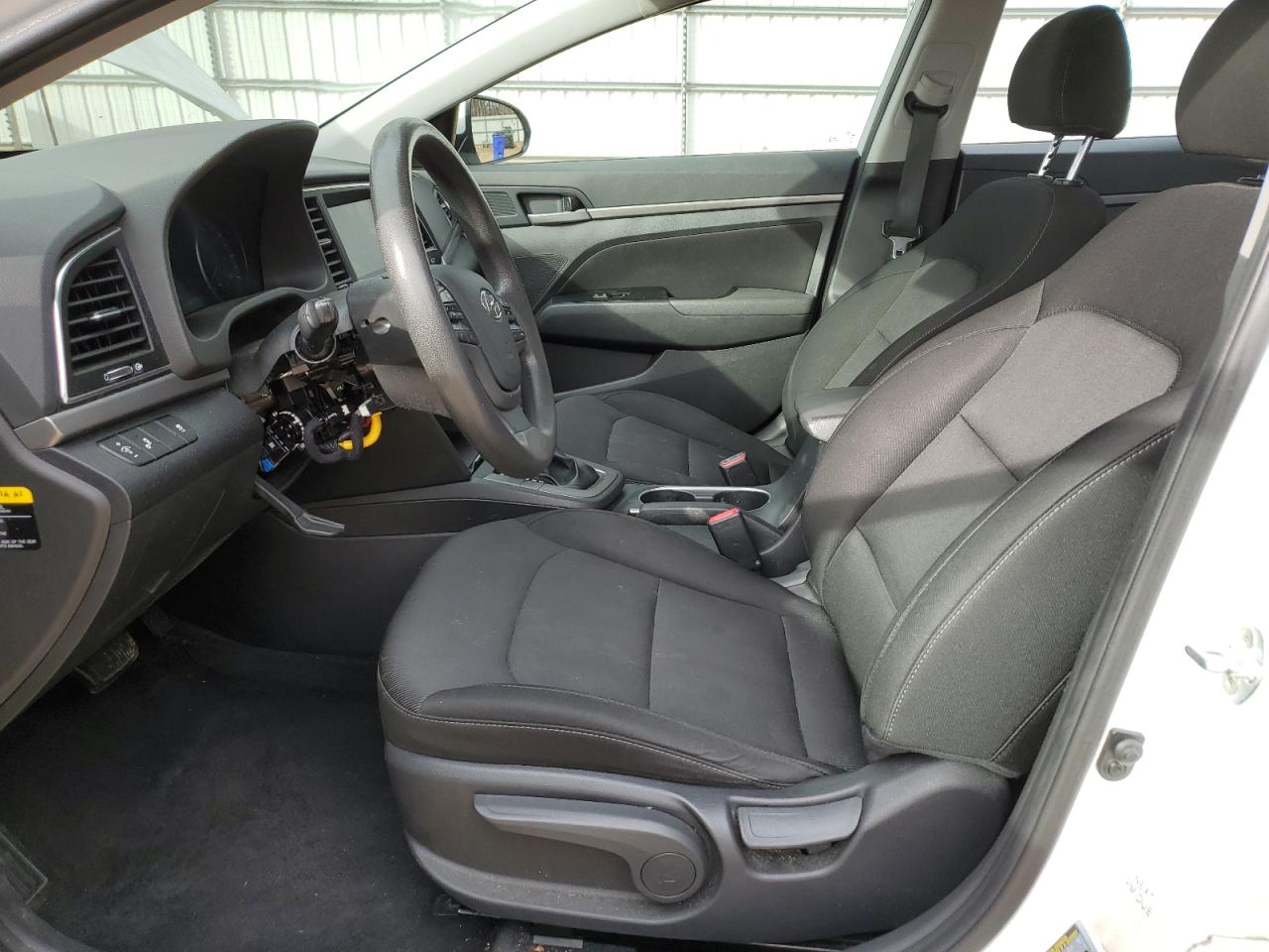 2018 Hyundai Elantra - Image 7