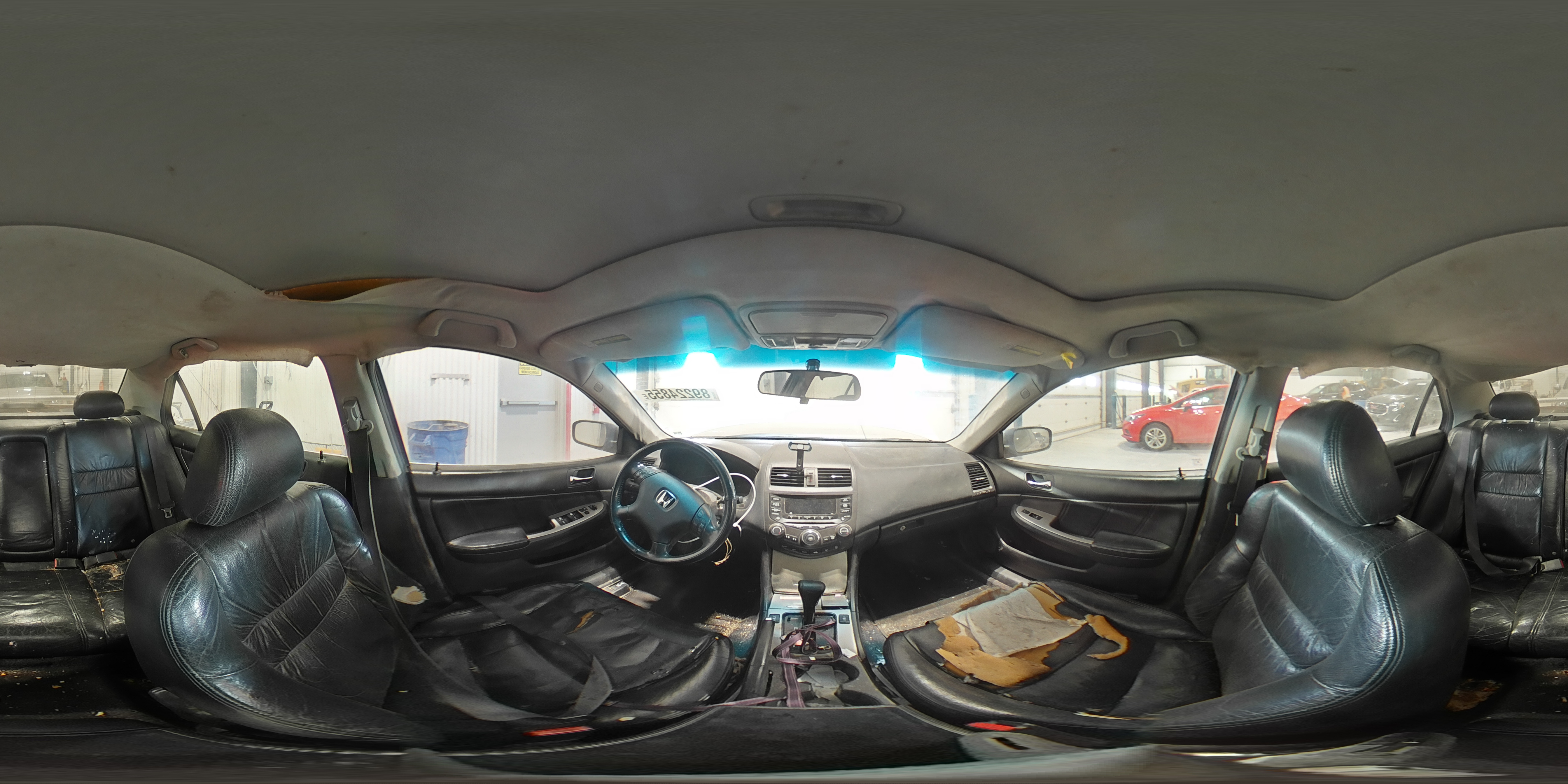 2005 Honda Accord - Image 12