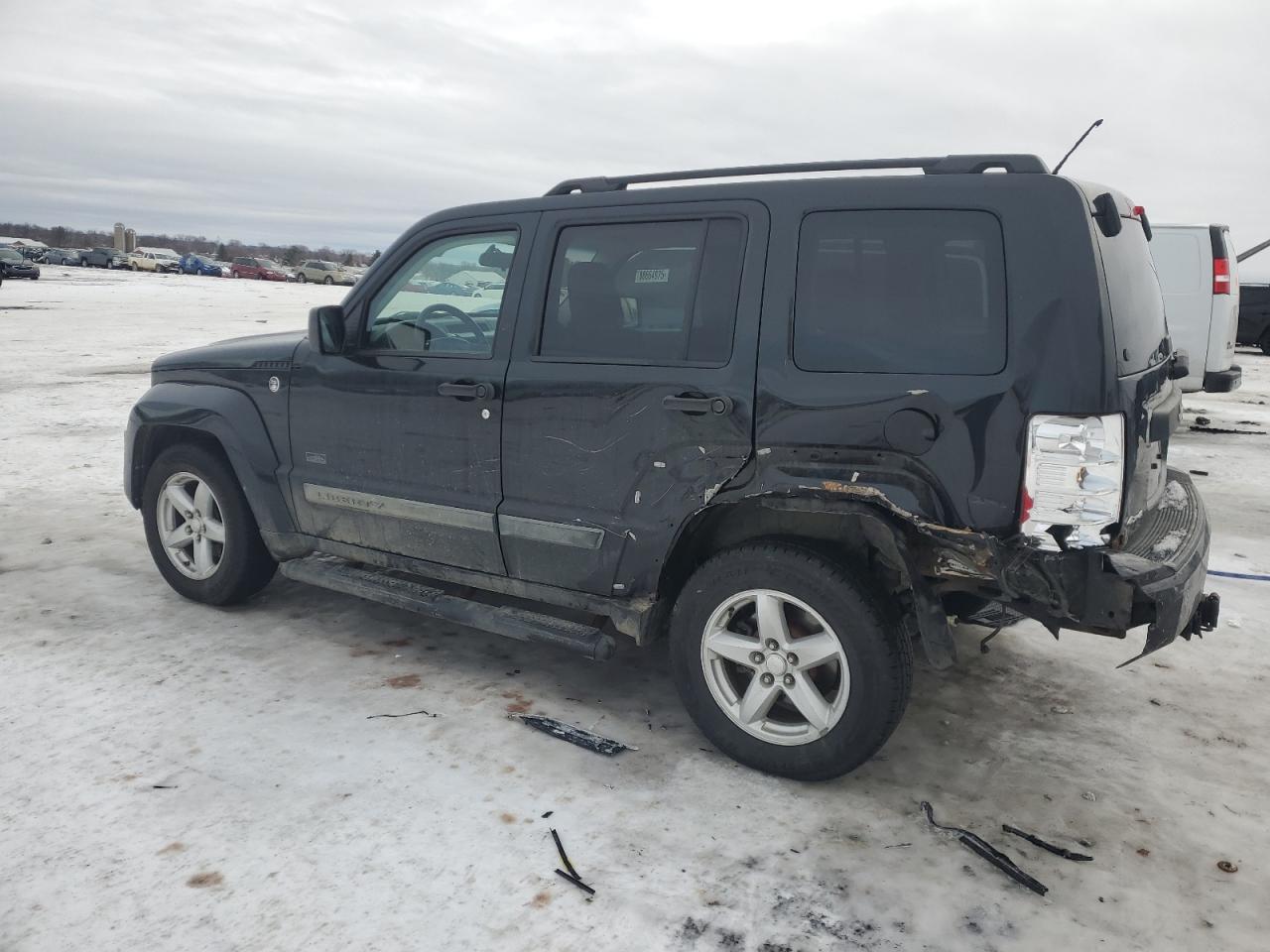 2009 Jeep Liberty (North America) - Image 2