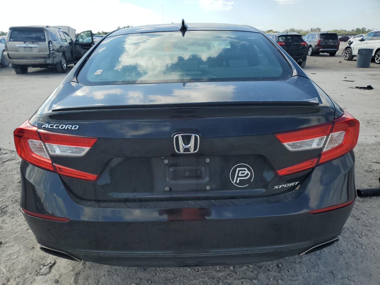 2020 Honda Accord - Image 6