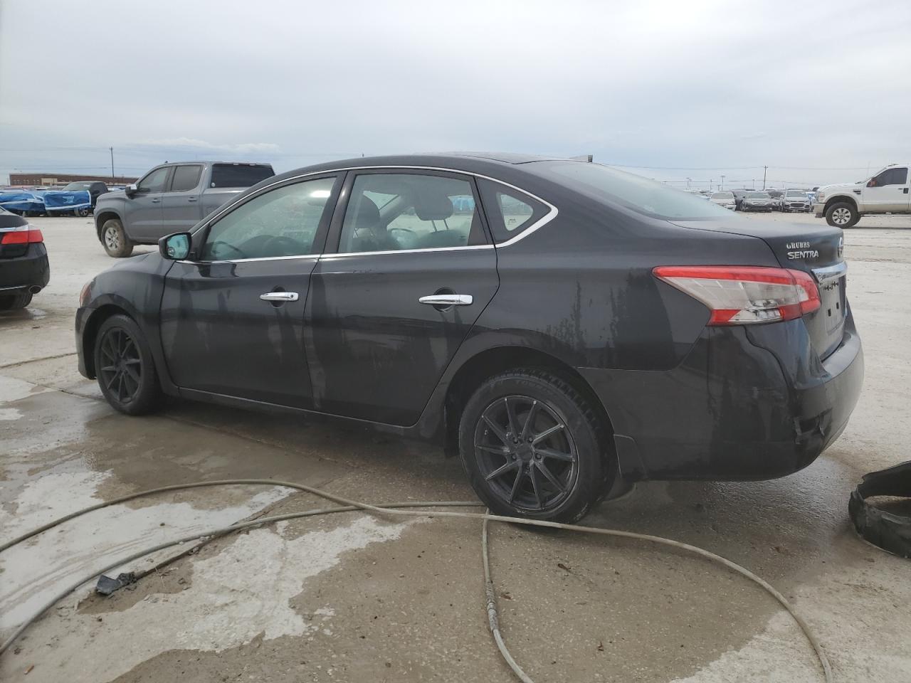 2014 Nissan Sentra - Image 2