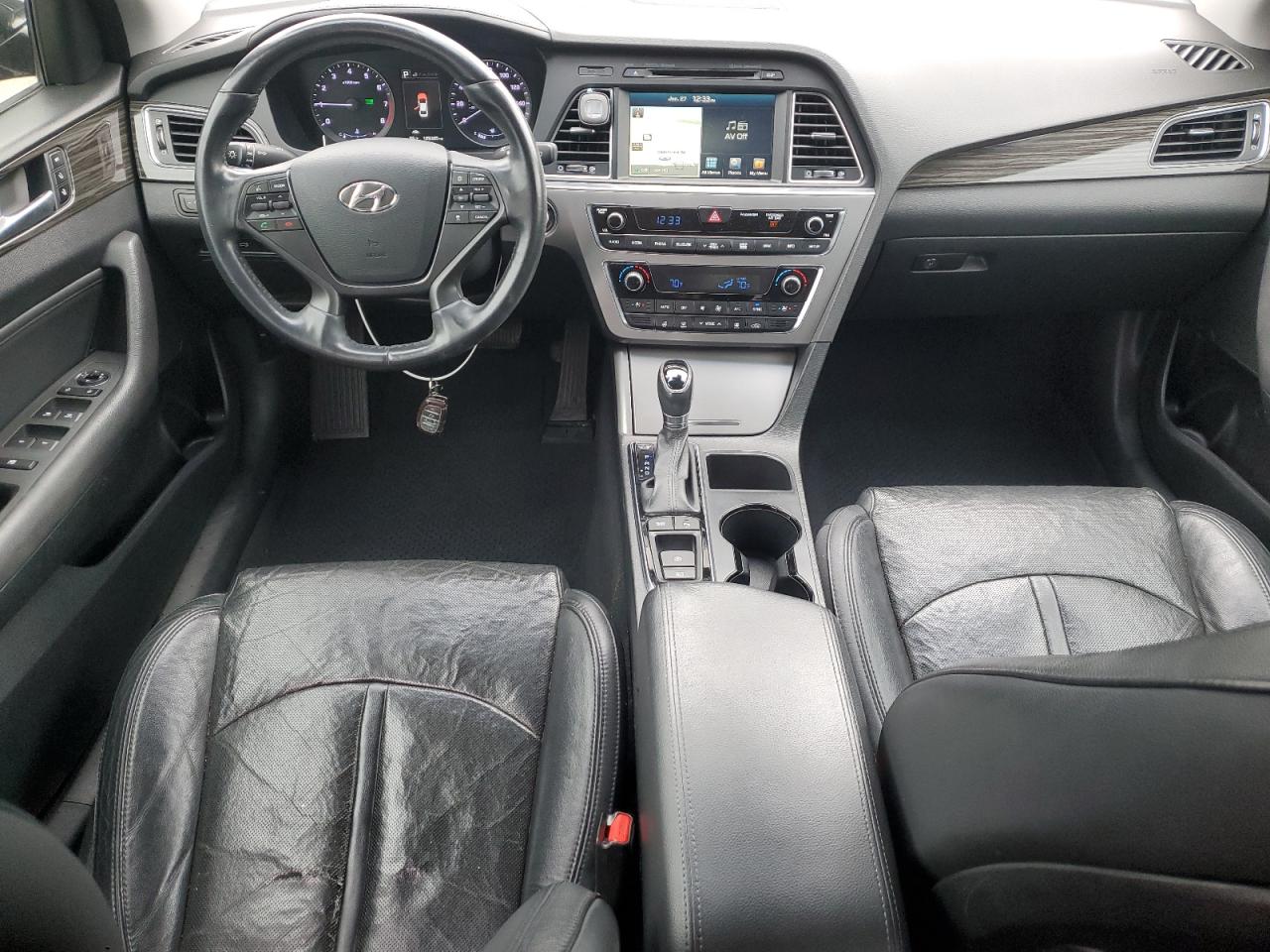 2015 Hyundai Sonata - Image 8