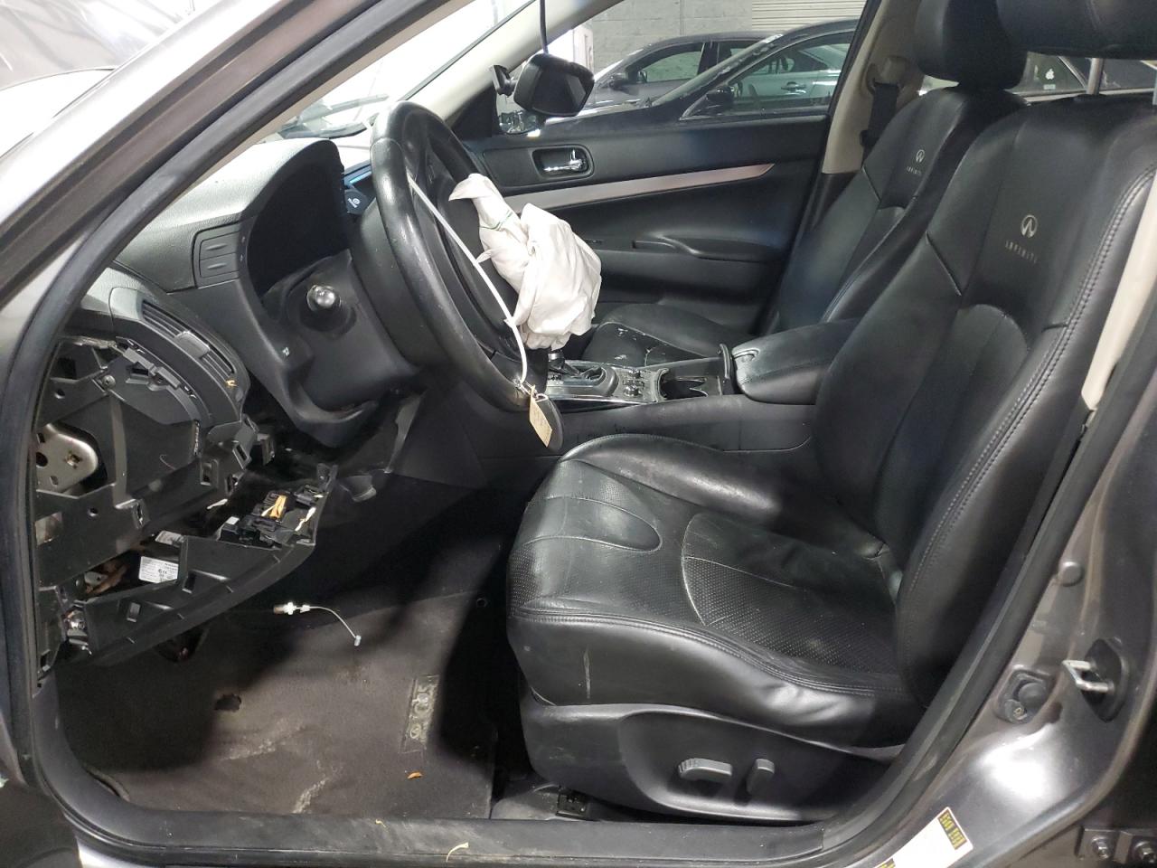 2011 Infiniti G - Image 7