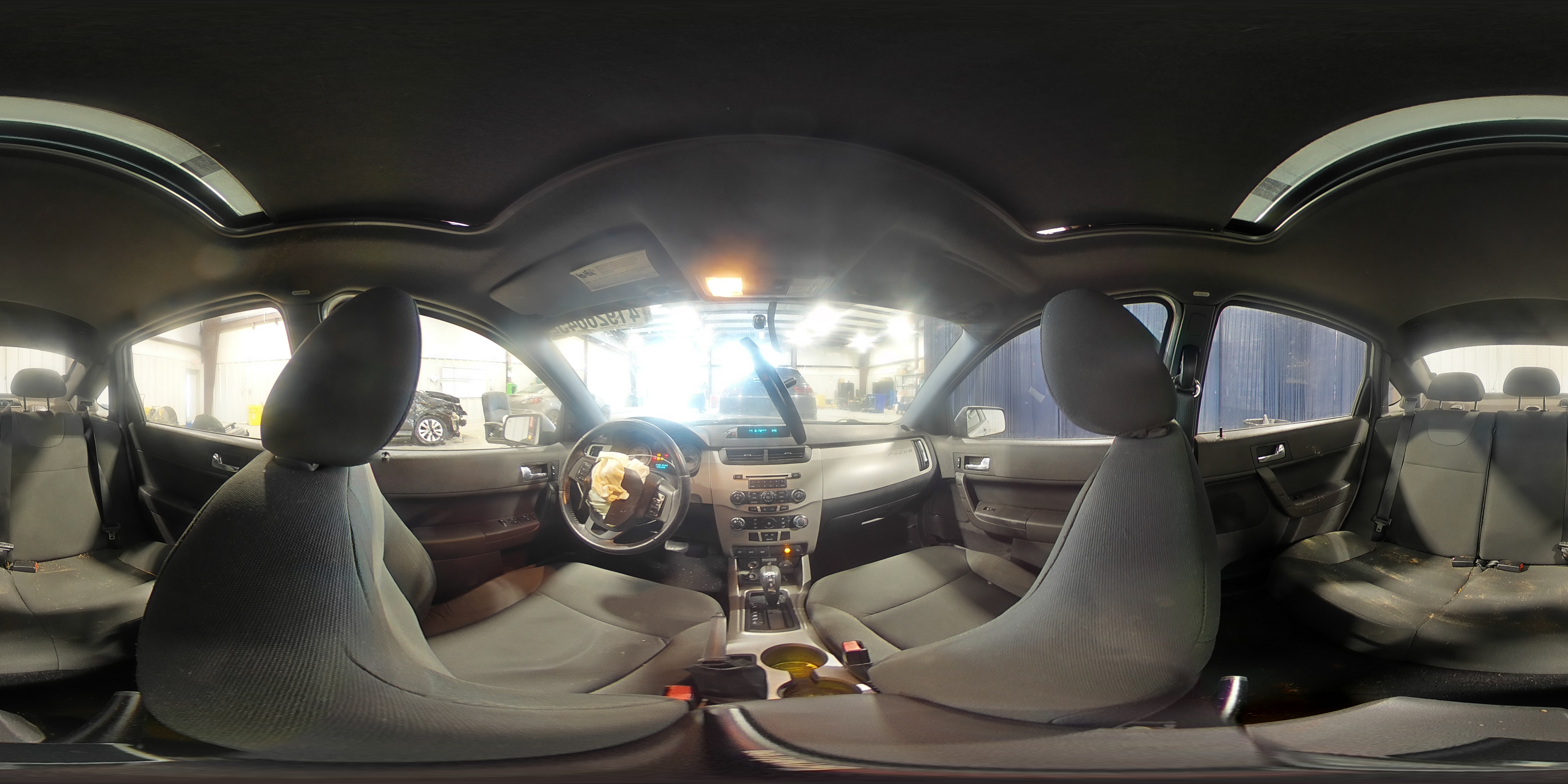 2009 Ford Focus - Image 12