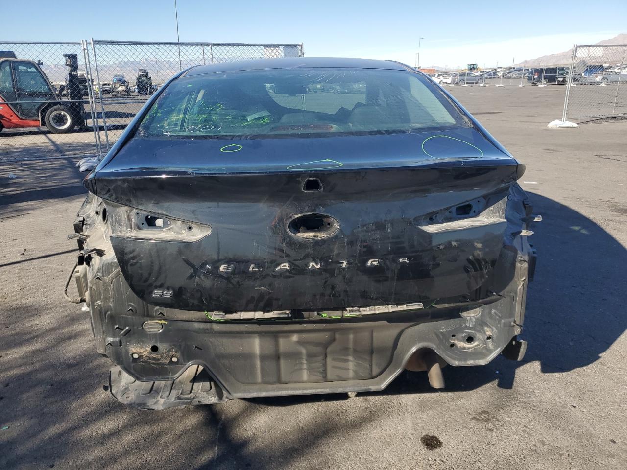 2019 Hyundai Elantra - Image 6