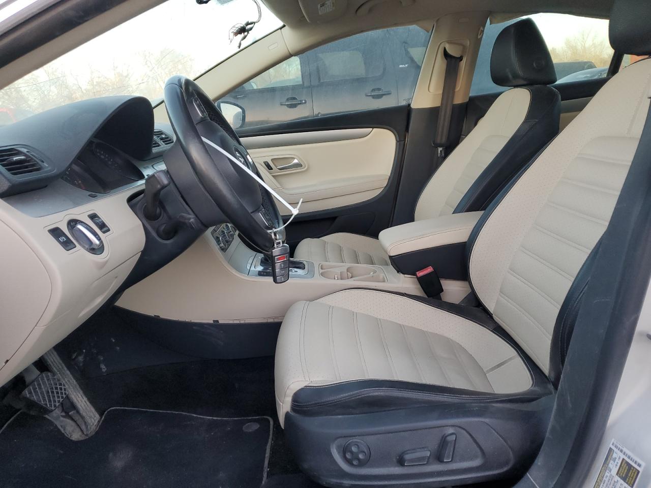 2010 Volkswagen Passat CC - Image 7