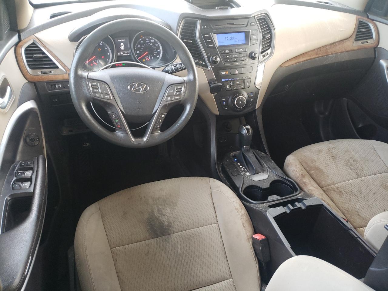 2016 Hyundai Santa Fe - Image 8