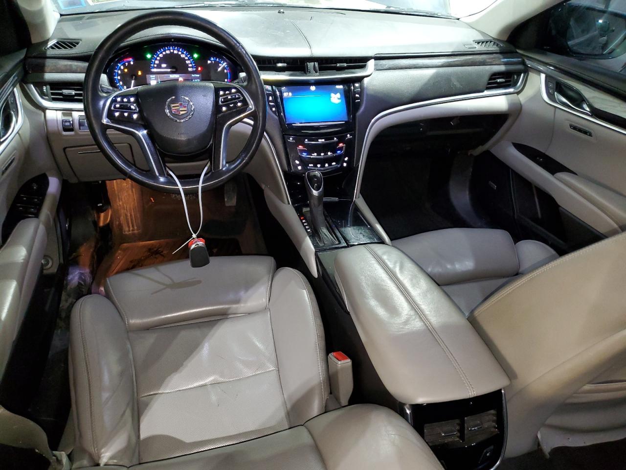 2014 Cadillac XTS - Image 8