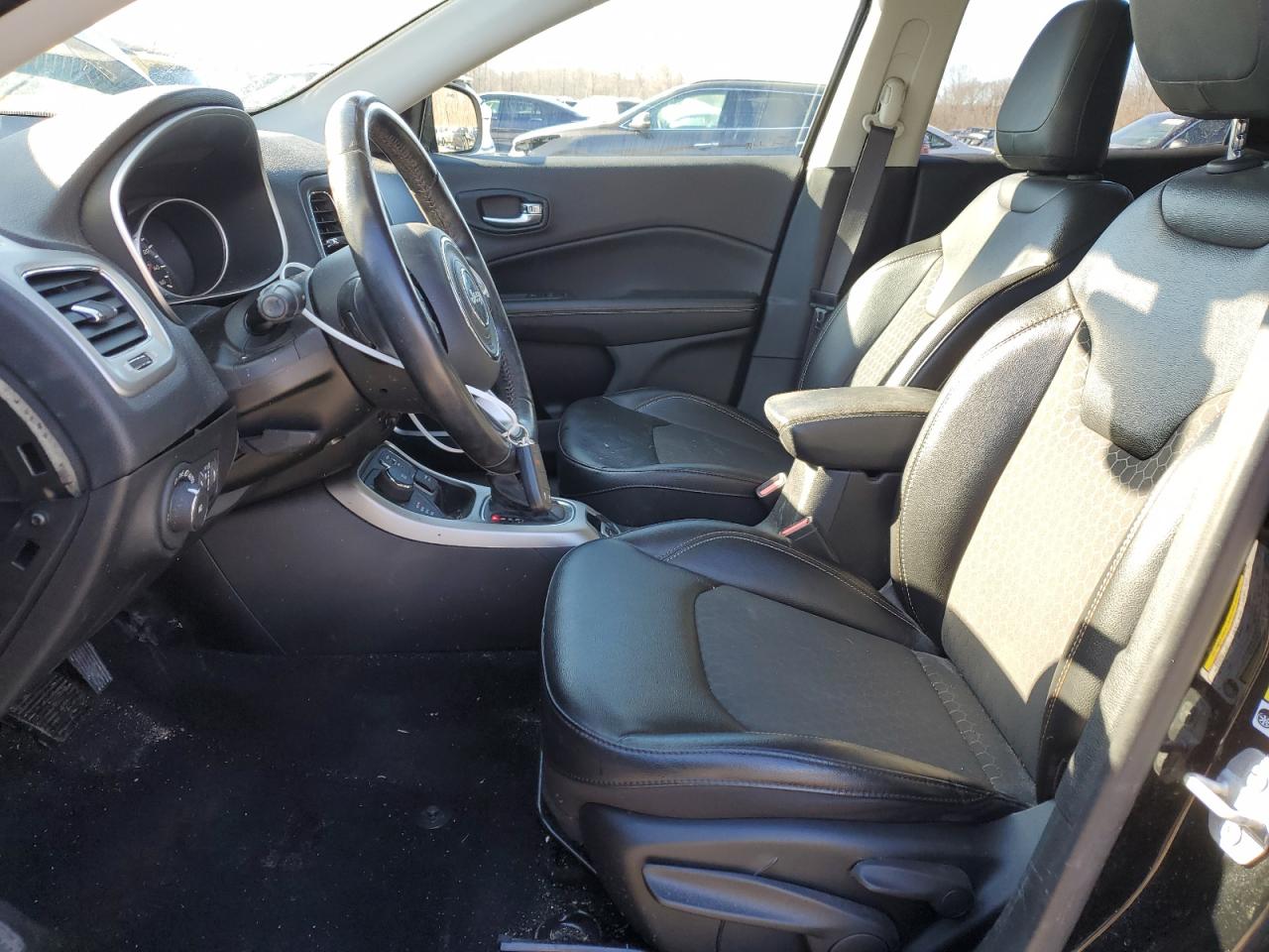 2020 Jeep Compass - Image 7