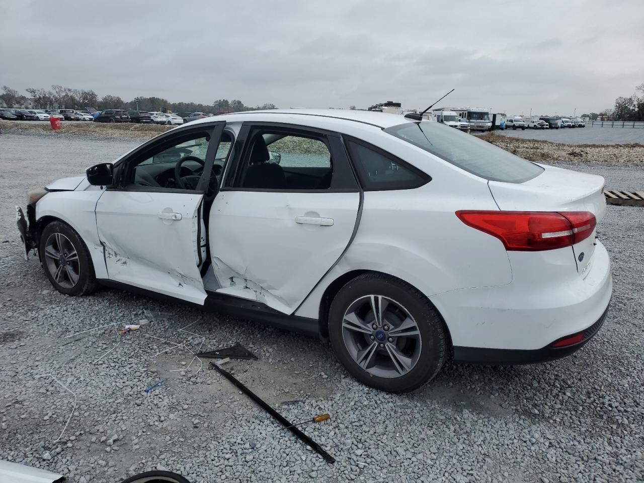 2018 Ford Focus - Image 2