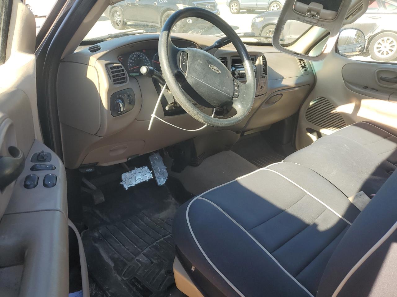 2000 Ford F-150 - Image 8