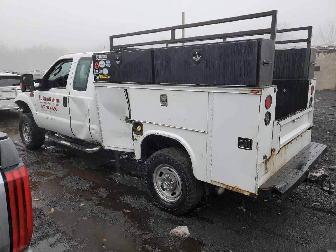2016 Ford F350 - Image 2