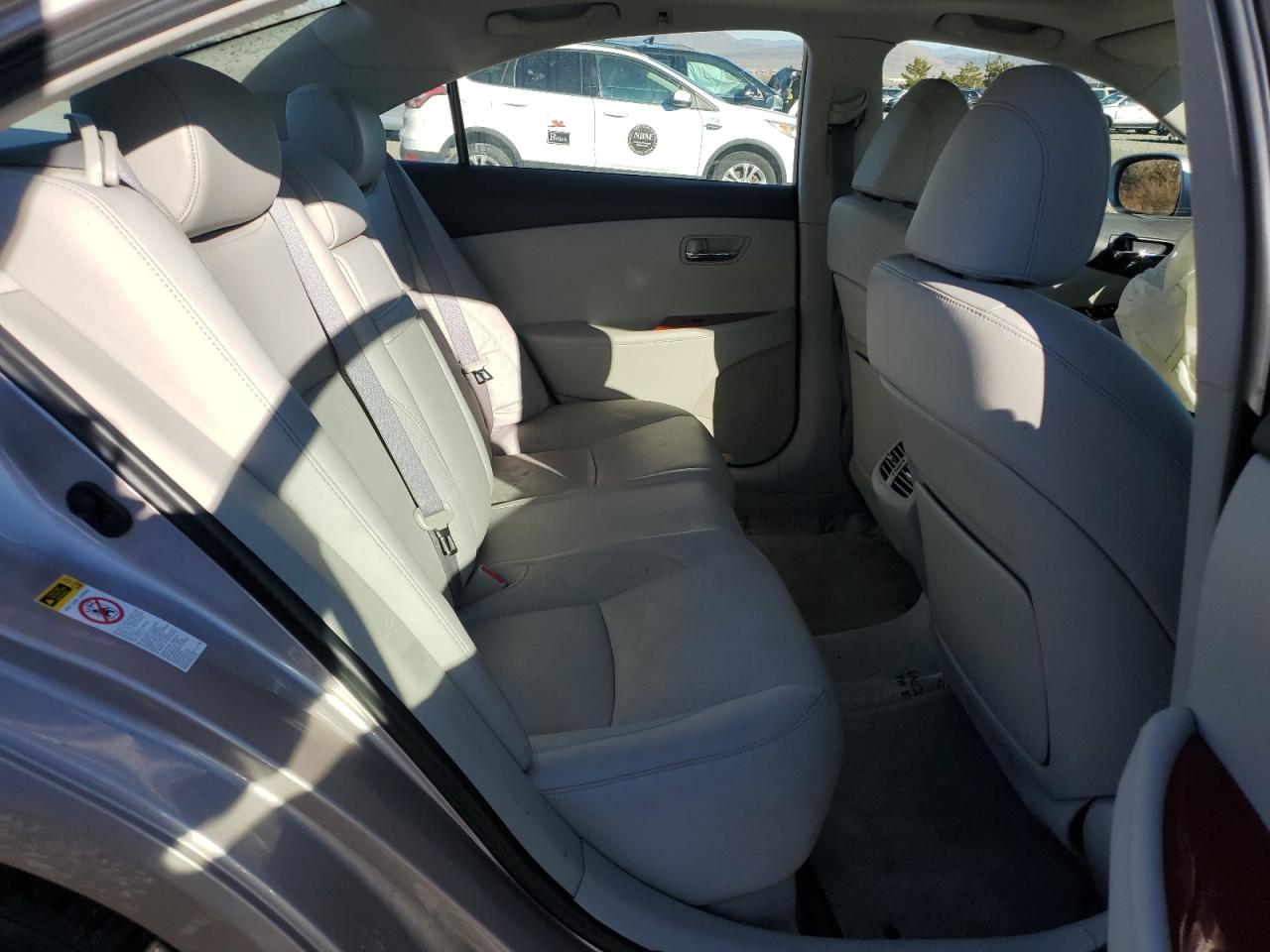 2007 Lexus ES - Image 10