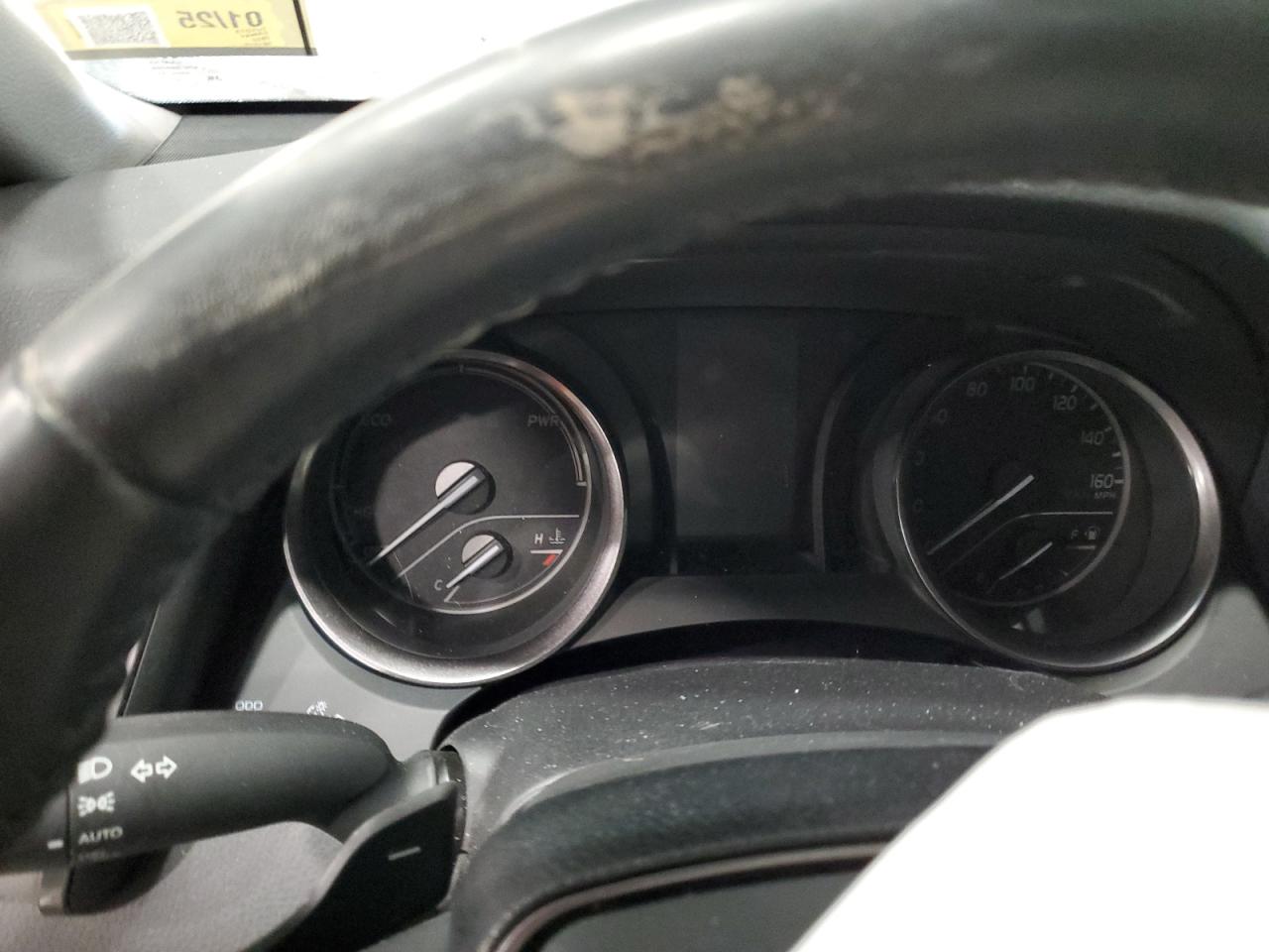 2022 Toyota Camry - Image 9