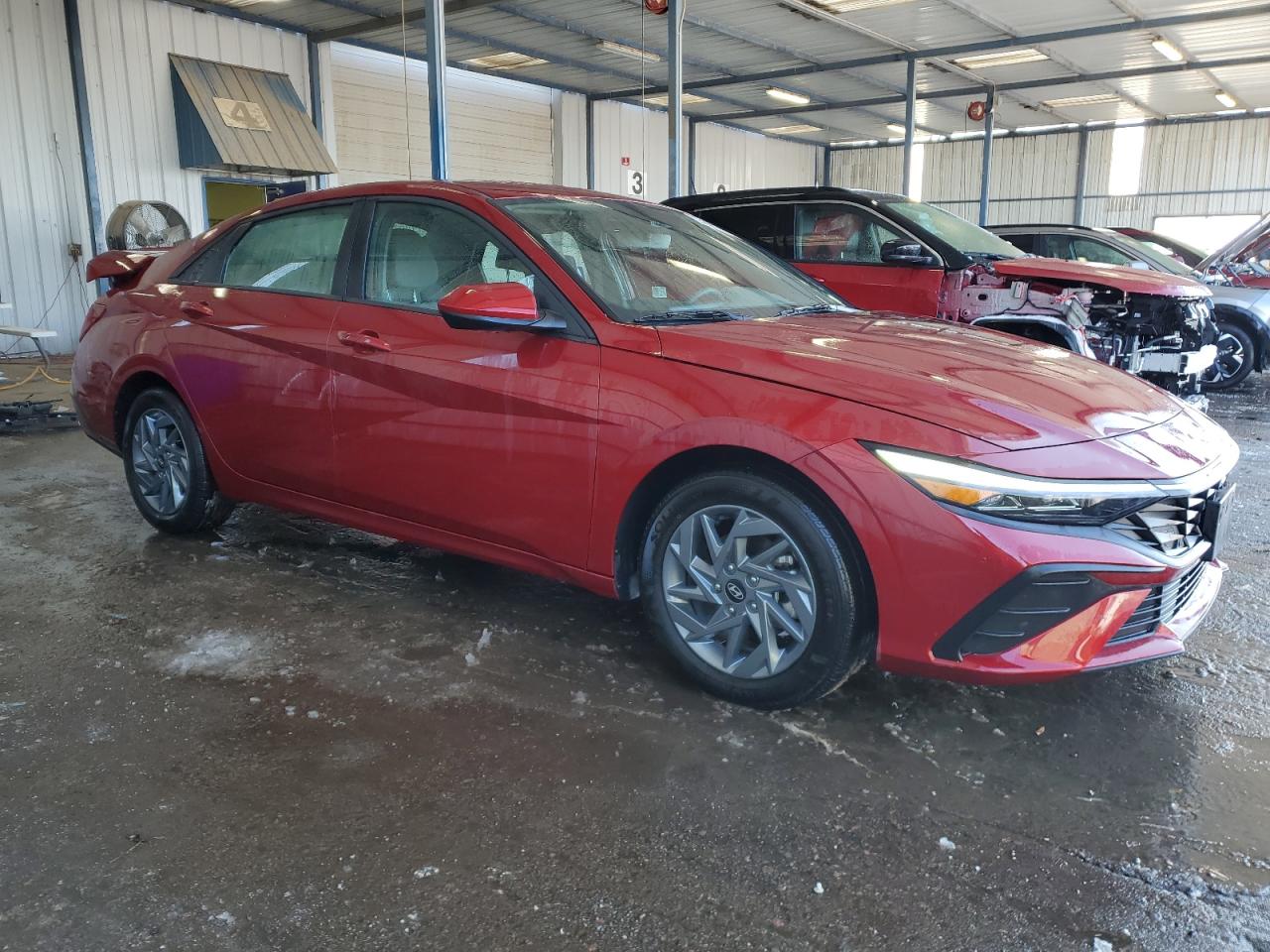 2024 Hyundai Elantra - Image 4