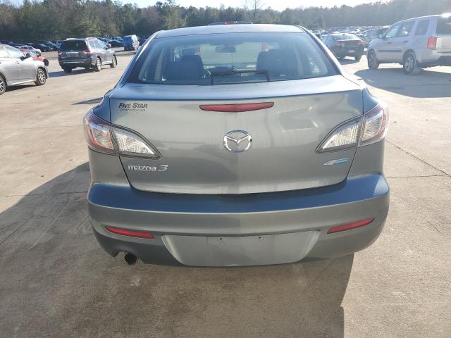 Седани MAZDA 3 2012 Зелений
