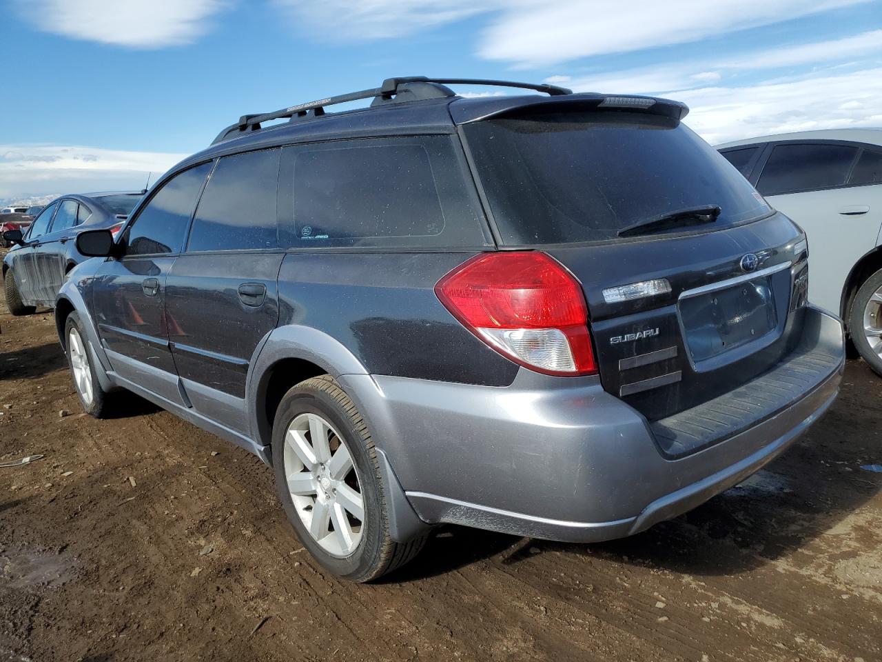 2009 Subaru Outback - Image 2