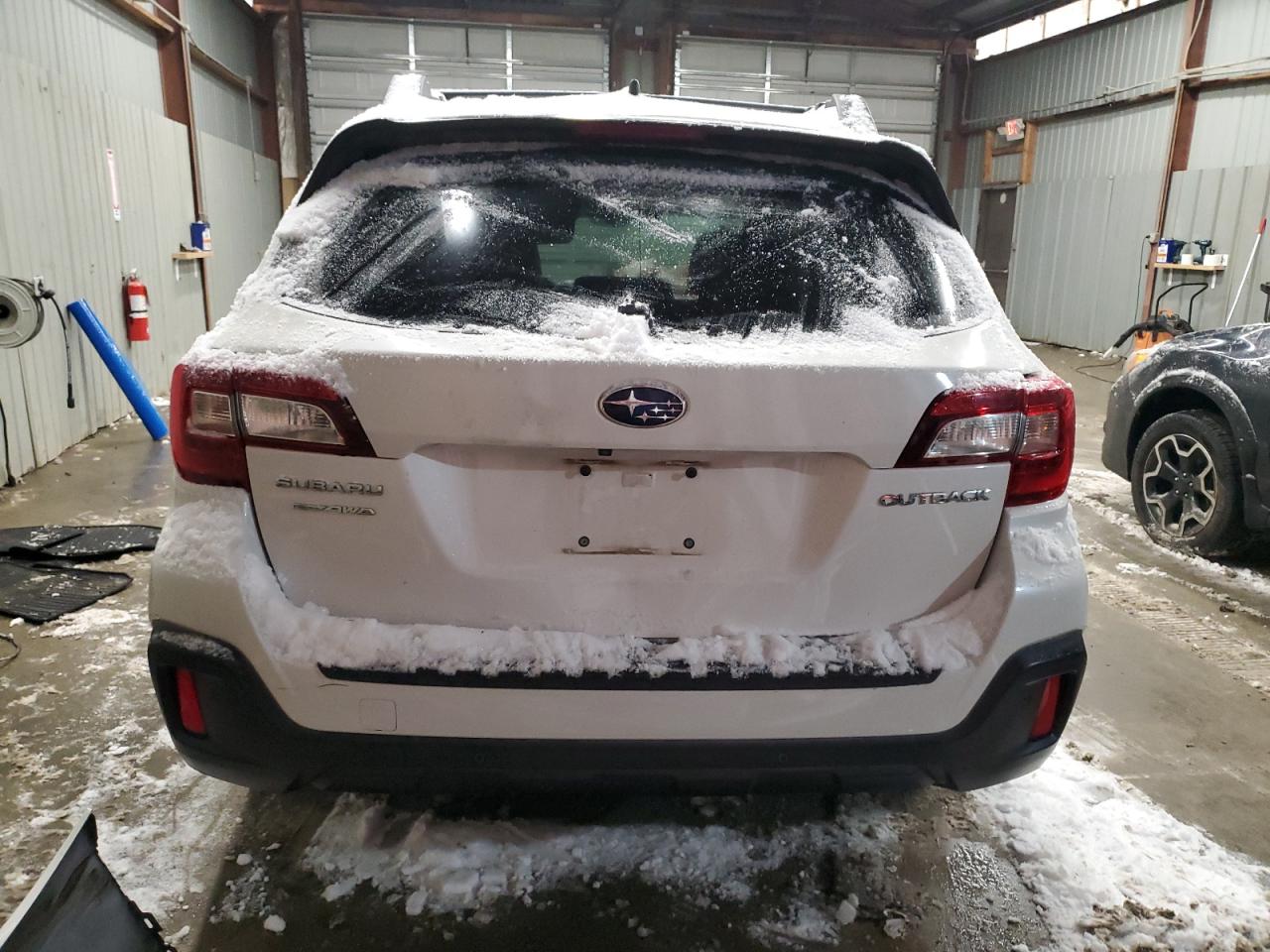 2018 Subaru Outback - Image 6