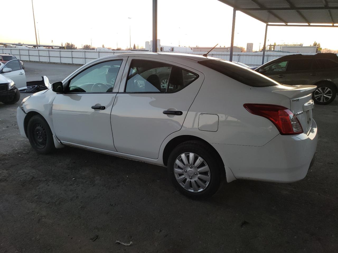 2019 Nissan Versa - Image 2