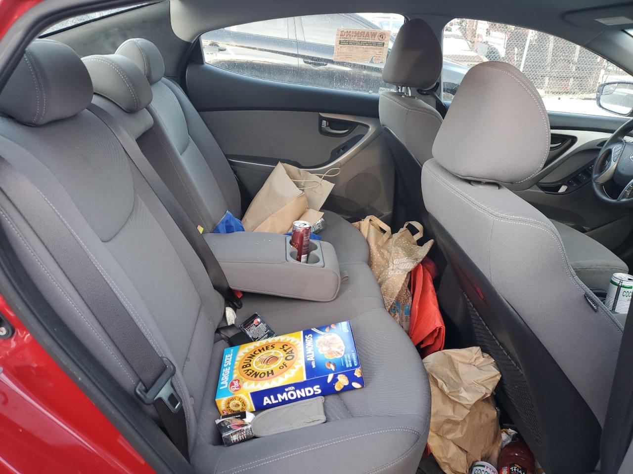 2015 Hyundai Elantra - Image 10