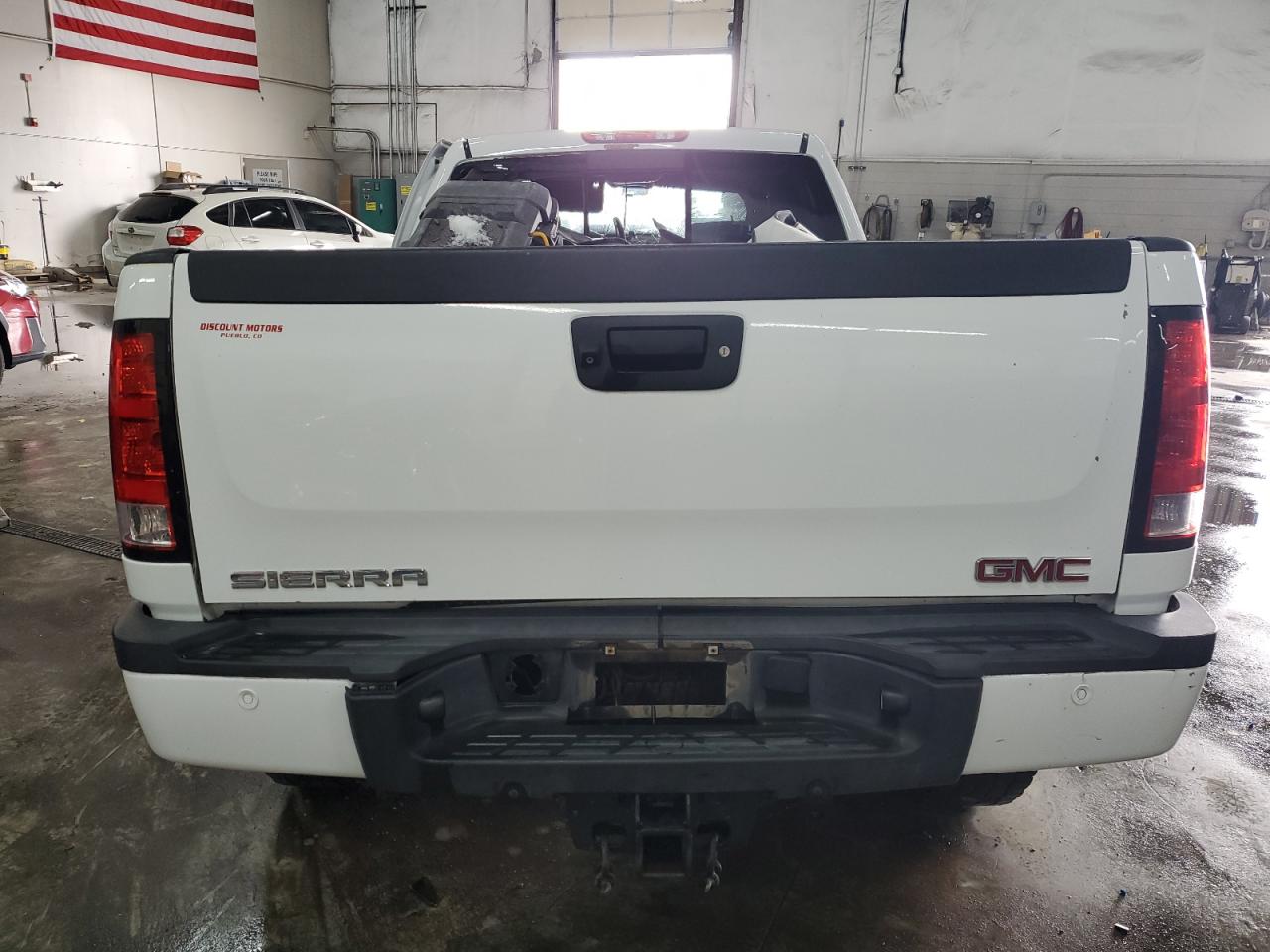 2013 GMC Sierra - Image 6