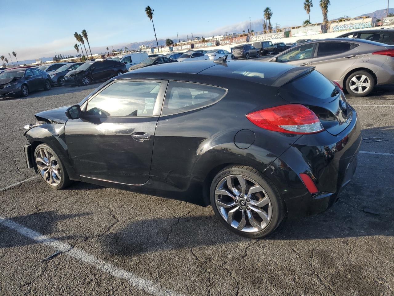 2015 Hyundai Veloster - Image 2