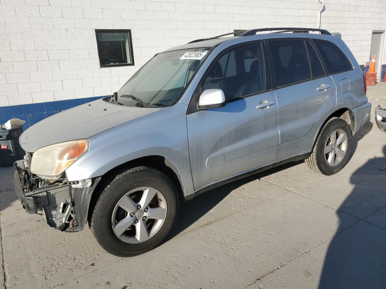 2005 Toyota RAV 4 - Image 1