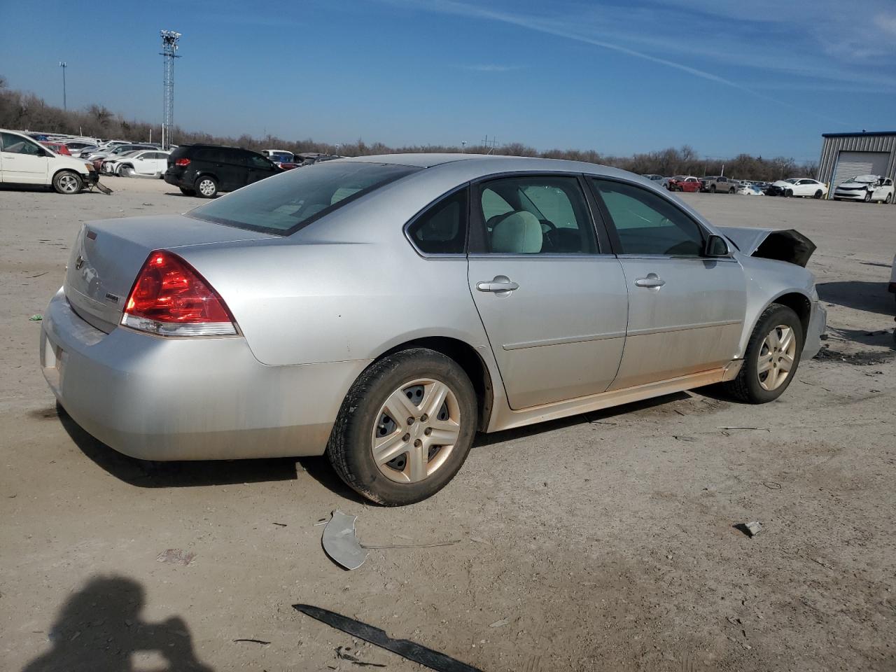 2010 Chevrolet Impala - Image 3