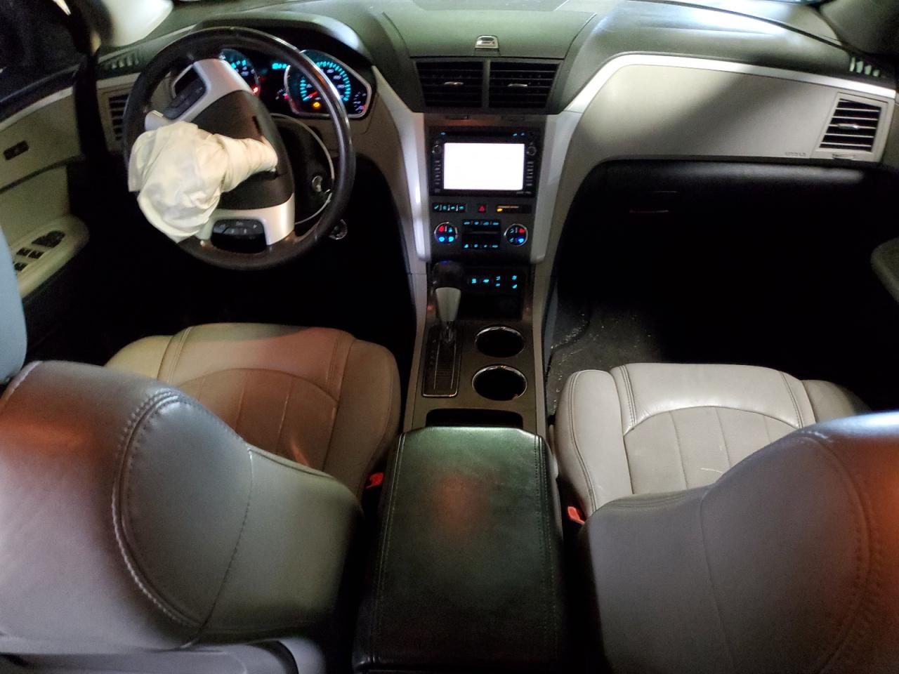 2009 Chevrolet Traverse - Image 8