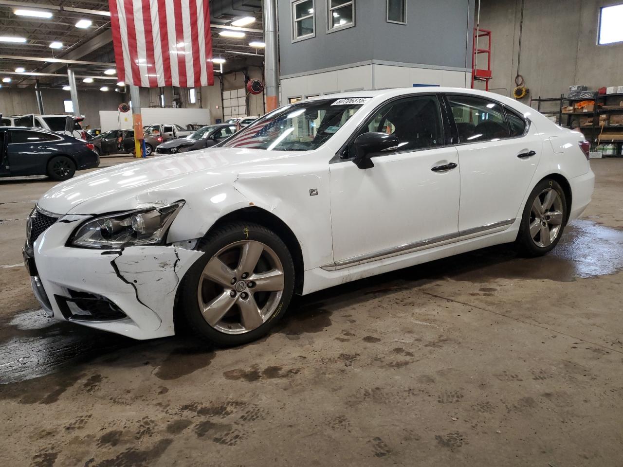 2015 Lexus LS - Image 1