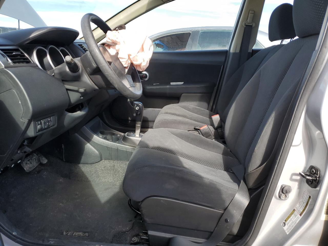 2011 Nissan Versa - Image 7