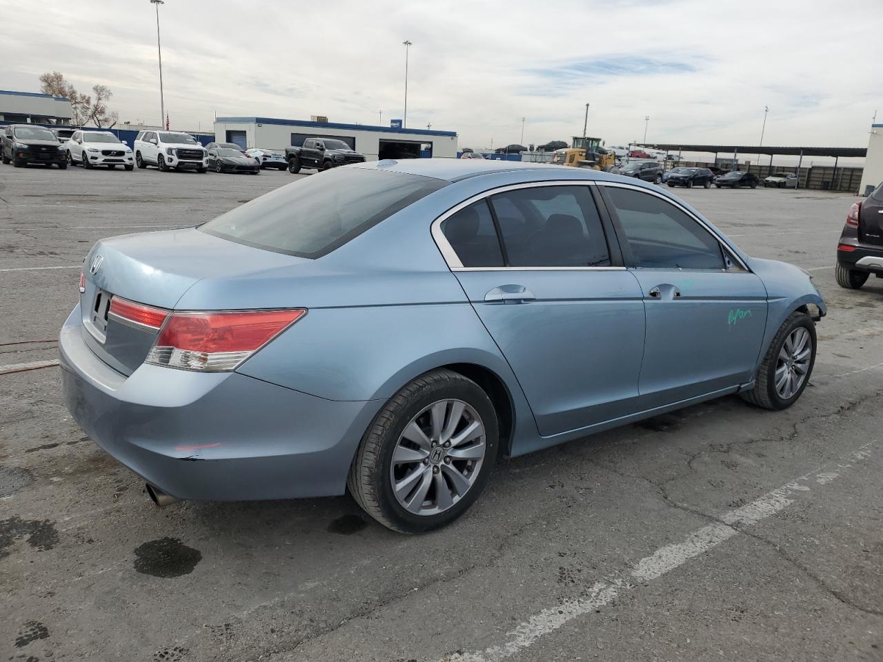2011 Honda Accord - Image 3