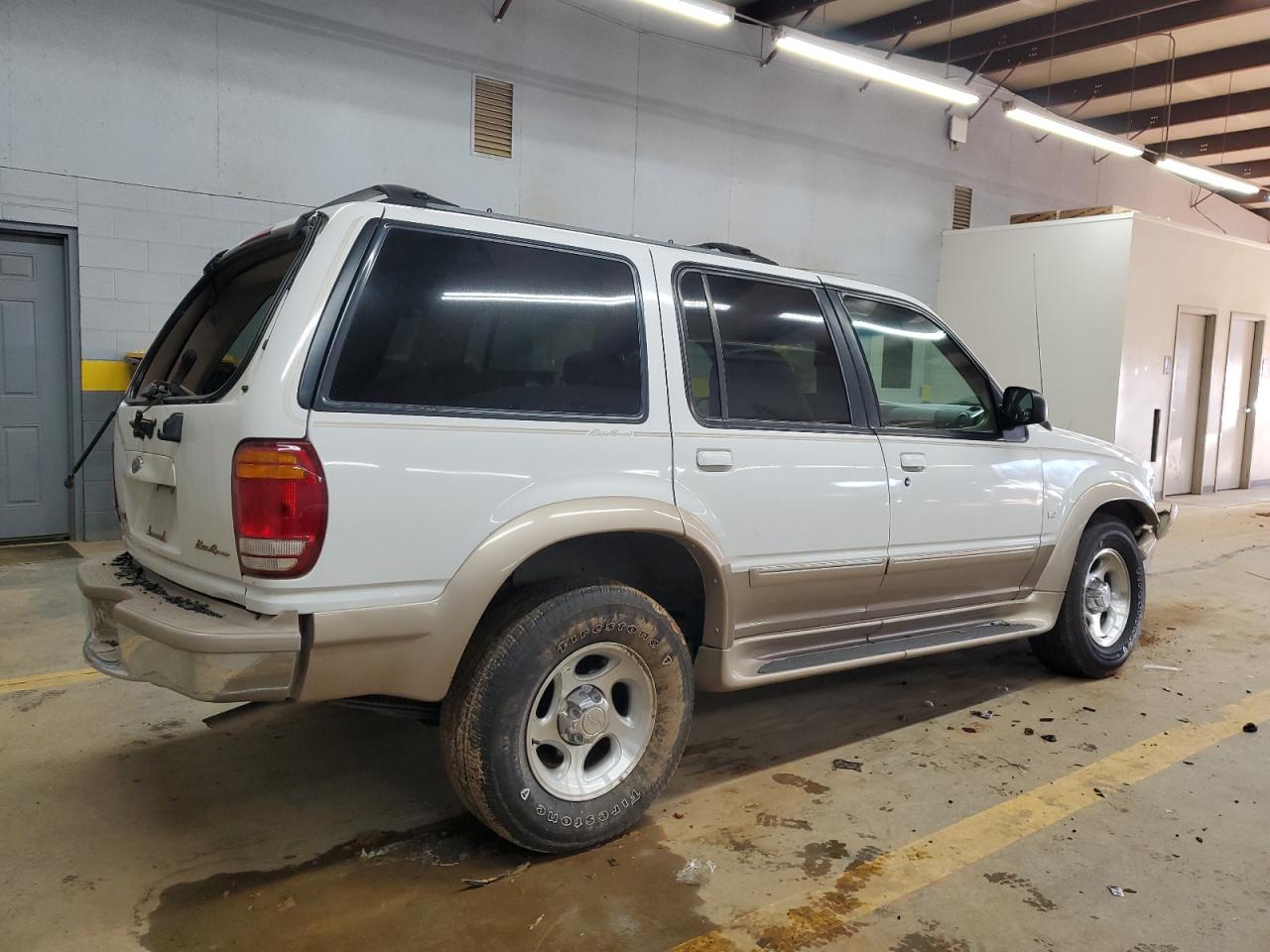 1998 Ford Explorer - Image 3