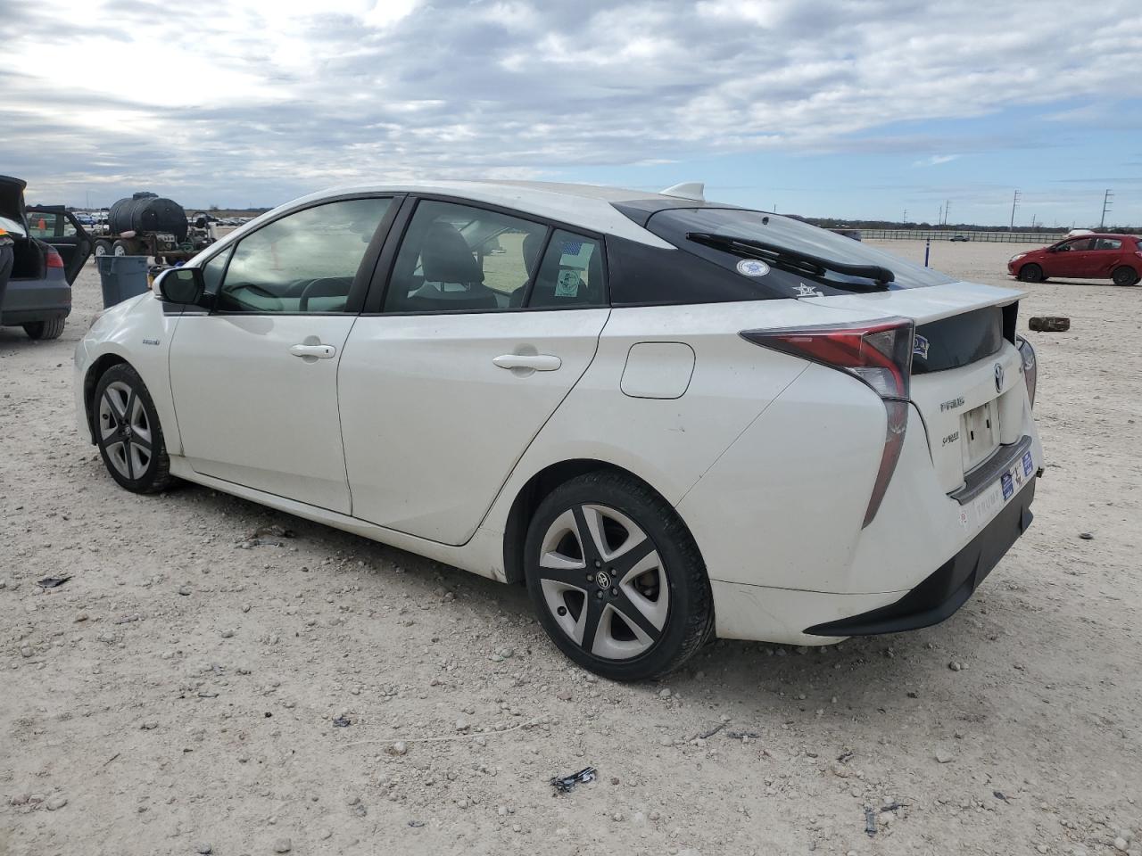 2016 Toyota Prius - Image 2