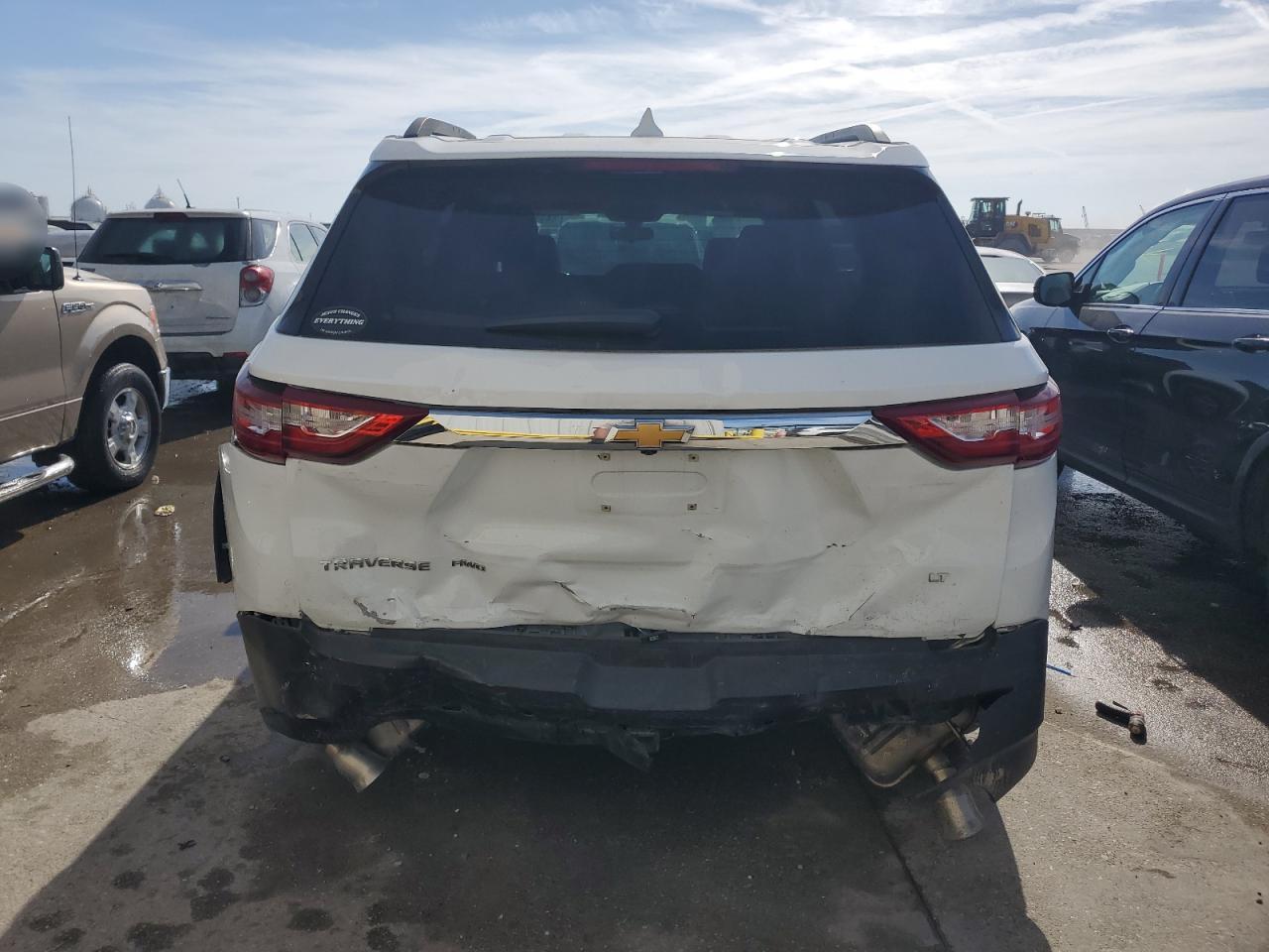 2021 Chevrolet Traverse - Image 6