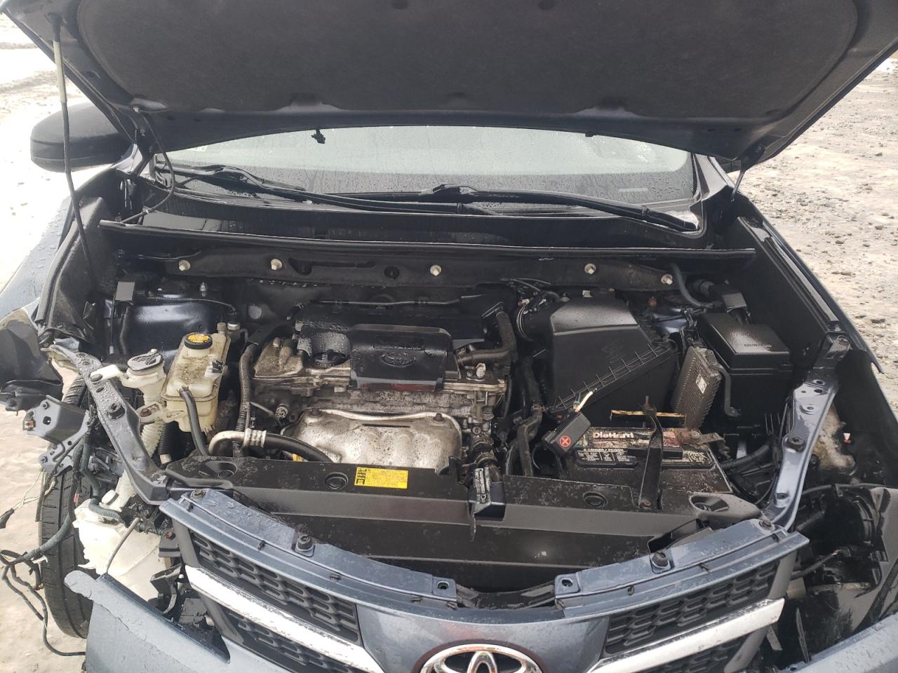 2013 Toyota RAV 4 - Image 12