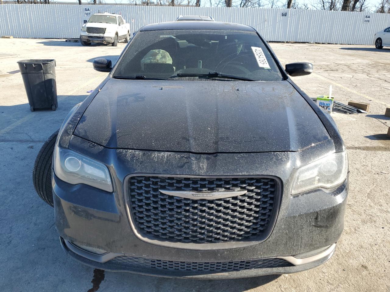 2016 Chrysler 300 - Image 5