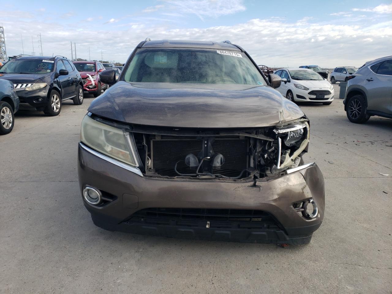 2015 Nissan Pathfinder - Image 5