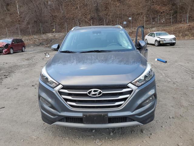  HYUNDAI TUCSON 2017 Серый