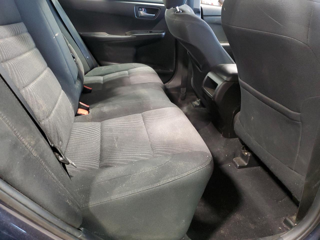 2016 Toyota Camry - Image 10